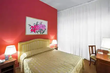 Isabella - 68
