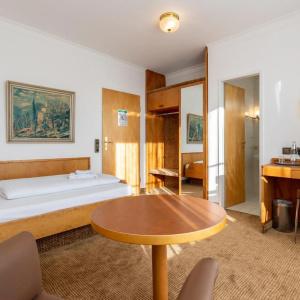 Trip Inn Klee am Park Wiesbaden - 19
