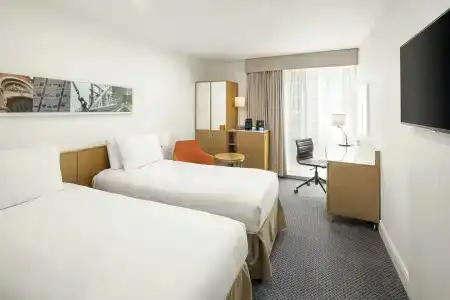 DoubleTree by Hilton Manchester Piccadilly - 4