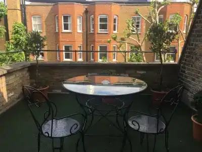 Twenty Nevern Square - 16