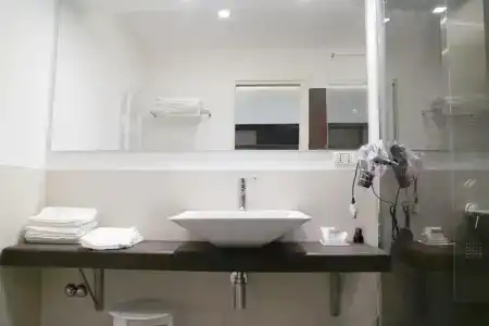 Riviera Luxury Suites - 21