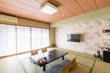 Yoshino - 39
