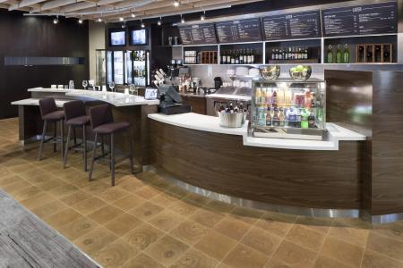 Courtyard by Marriott Alliance Town Center - 29