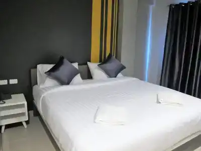 Novotel Sharjah Expo Centre - 8