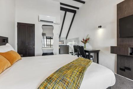 Knights Inn - 21