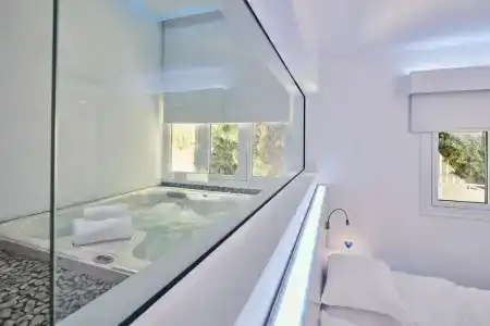 So White Club Resort - 99