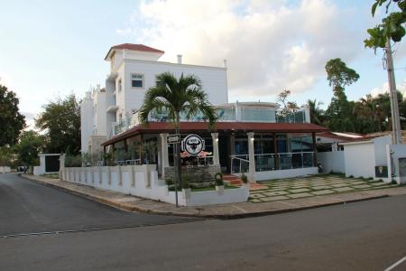 Anton Reef - 0