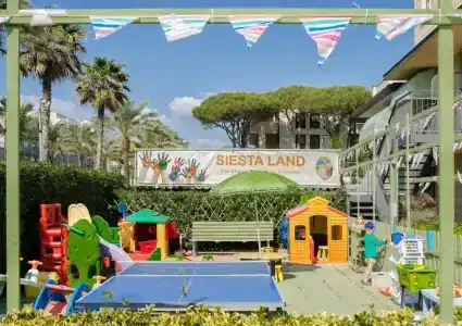 Siesta - 12