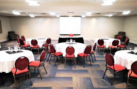 Holiday Inn Express and Suites, an IHG - 47