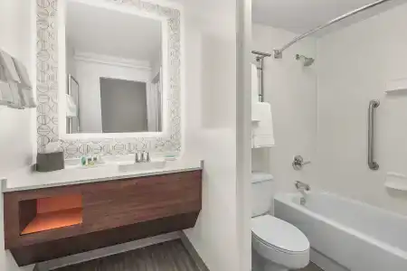 Holiday Inn Charleston-Riverview, An Ihg - 34