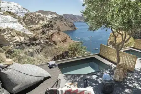 Pearl of Caldera Oia - Boutique by Pearl Collection - 103