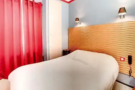 Hôtel Maubeuge Gare du Nord - 53