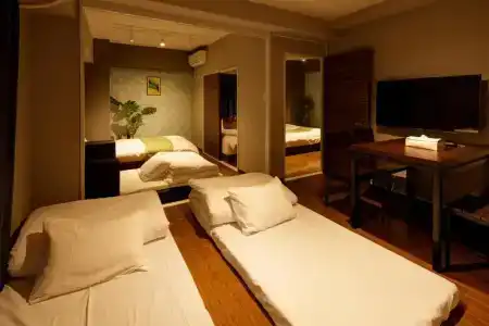 e-stay namba - 157