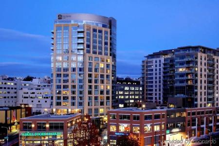 Pan Pacific Seattle - 18
