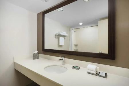 Courtyard by Marriott Fort Lauderdale North/Cypress Creek - 32