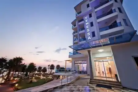 Venessa Beach - 24