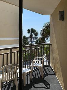 Holiday Inn At the Pavilion - - 2