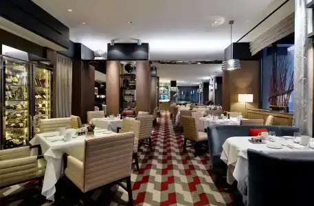 Loews Regency New York - 31