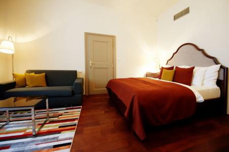 Iron Gate & Suites - 47