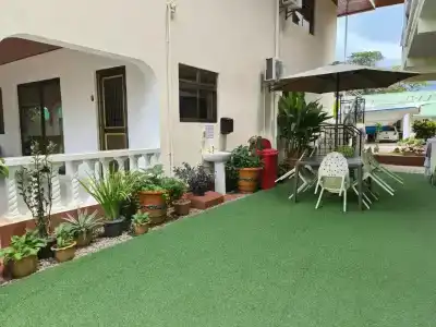 La Modestie Guest House - 18