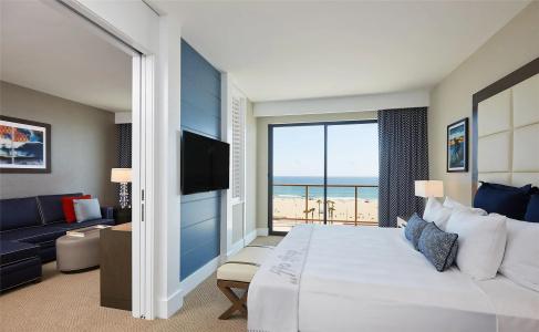 The Waterfront Beach Resort, A Hilton - 161