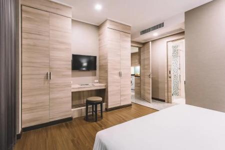 Adelphi Suites Bangkok - Sha Extra Plus - 91