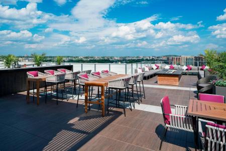 Courtyard by Marriott Washington Downtown/Convention Center - 19