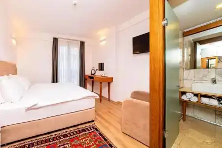 Neda Istanbul - 22