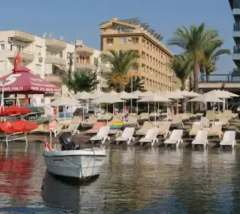 Mert Seaside (Adult only +16) - 18