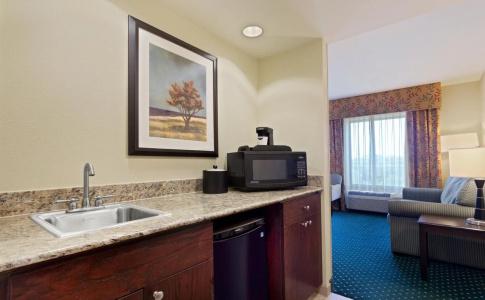 Hampton Inn & Suites/St. Petersburg-Ulmerton Road - 31