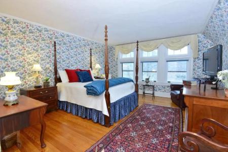Wilburton Inn - 120