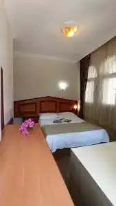 Ideal Pension - 52