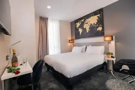 Hôtel Univers - 55