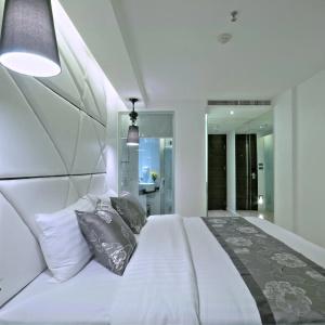 Sukhumvit Suites - 33