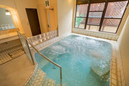 Poppy Springs Resort & Spa - 19