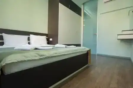 Stay Inn at Northern Avenue - 90