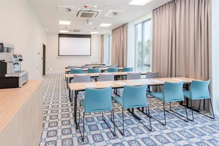 Hampton by Hilton Oswiecim - 12