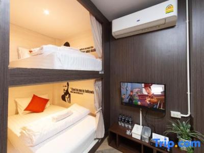 Sleep Walker Poshtel - 55