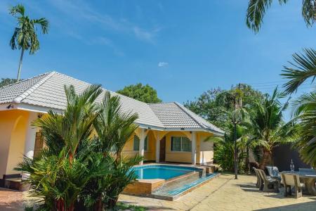 Apinya Resort Bangsaray - 95