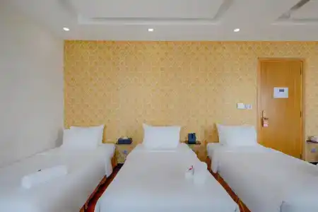 Queen's Finger Da Nang - 62