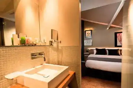 Fred'Hotel - 8