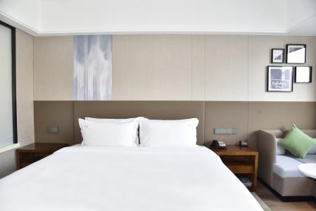 Holiday Inn Qingdao City Center, An Ihg - 42