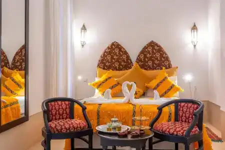 Riad Azahar - 13