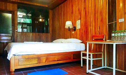 Monkey Island Resort - 36