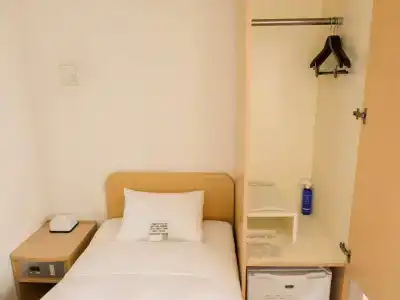 Famy Inn Kinshicho - 2