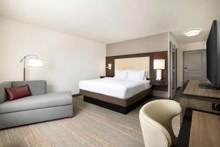 Hampton Inn & Suites -, CA - 55