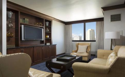 Sheraton Norfolk Waterside - 3