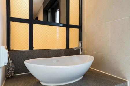 Brown Dot Incheon Songdo - 140