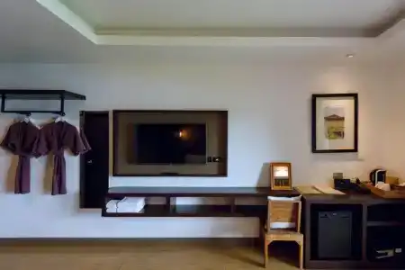 Brown House - Sha Extra Plus - 84