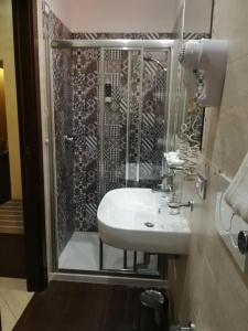 Excellence Suite - 54